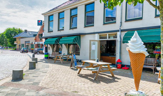 20230713 Womm Snackhus 640 ovz voorgev-terras va re